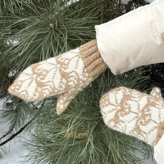 Kumštinės pirštinės iš alpakų vilnos su tulpių motyvais (beige)
